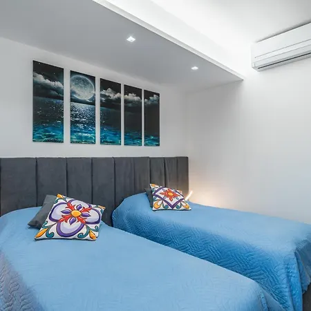 Luxury Azzurra Seaview House With Terrace Apartment